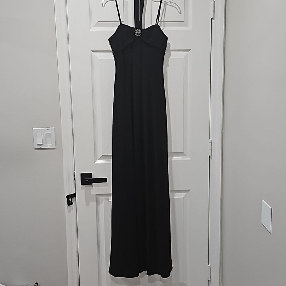 Laundry by Shelli Segal Gown